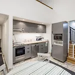 Podi Apartment
