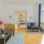Gusto Della Vita By Nw