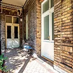 Westend Apartment