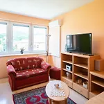 Free Parking Amphitheater Apartment - Wifi, Ac, Tv