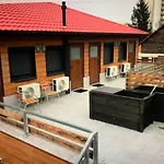 Texas Pub & Apartman
