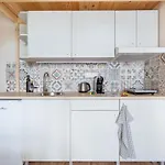 Mezzanine Apartments - Air Conditioned Studios
