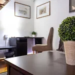 Home City Center Terrace Apartment