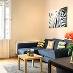 Orangehomes Kalvin Sq 2 Bedroom Apartment