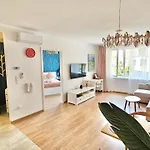 L&L Home
