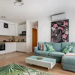 Kazinczy Apartment #Freeparking