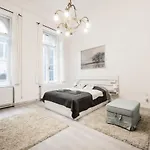 Podi Apartment