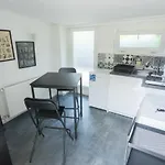 Hi-Bp Garden City Batsanyi Tiny House Near The City Train With Free Parking