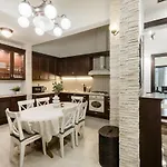 Luxe, Historic Home Near Downtown Landmarks 19Th Century