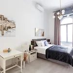 Lh Gallery Apartments