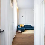 Sky Way Apartment