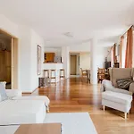 Bright And Spacious Penthouse W/ Terrace & Parking