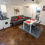 Bright & Shine Apartment