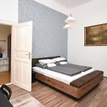 Modern & Huge Apartment 4 Bedroom 2 Bathroom