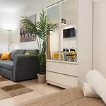 Modern Newly-Built Home By The New York Cafe