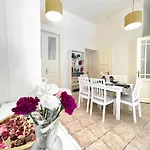 Hogyes Endre Apartment