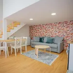 Boutique Apartment In Akacfa Street