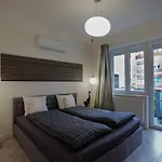 Corvin Avenue Premium Central Apartment