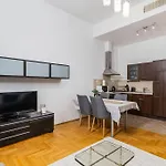 Venus Apartments - Gozsdu Court III