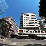 Corvin Boutique Apartment Parking In The Plaza