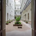 R42-Boutique Apartments, Best Location By Bqa