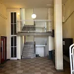 B38 Apartment