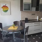 Allee Home Apartment