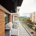 Duna Pearl Terrace With Garage