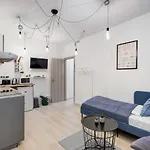 Convenient Central Apartment