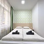 Central Seasons Design Apartments