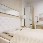 Stylish Apartment At Parliament