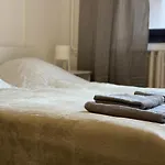 Charming Private Rooms In A Great Location