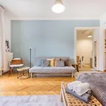Modern Flat In Heritage District Near The City Center