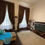 Best Location In The Heart Of The City, 2 Bedrooms, 2 Bathrooms