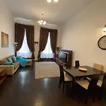 Best Location In The Heart Of The City, 2 Bedrooms, 2 Bathrooms