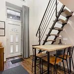W11 A Weiner Apartment