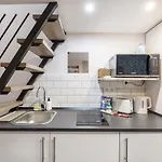 Vic\'S Crib