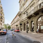 One Of A Kind, Super Central Condo With Patio