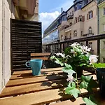 Akacfa 7 City Center Beautiful Apartment