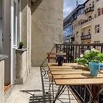 Akacfa 7 City Center Beautiful Apartment