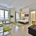 Studio Central Pest Dessewffy Street
