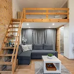 Wanderlust Hideaway Apartment