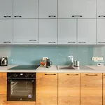 Bauhaus Luxury 2-Bedroom In The Absolute Center