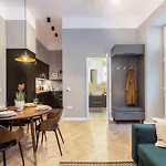 P431 Elitehost Luxury Apartment