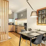 Cozy&Stylish At The Eastern Railway St. W Balcony