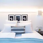 Welcoming Modern Apartment In The Center