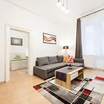 Izabella Apartment