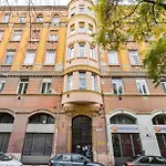 Klauzal City Garden Apartments - 2-Bedroom K24
