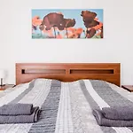 Kleo Apartment
