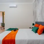 Green Eden Cozy Modern Retreat